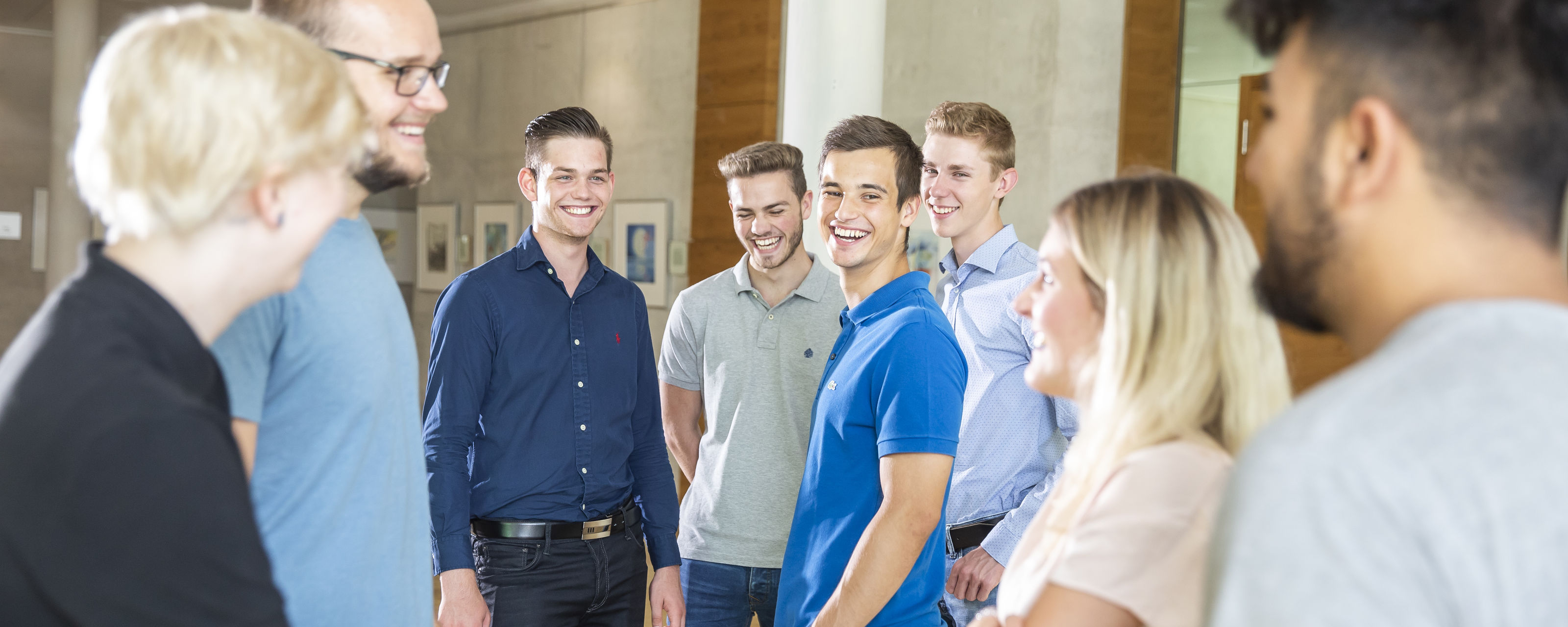 Auszubildende und Studenten von Murrelektronik